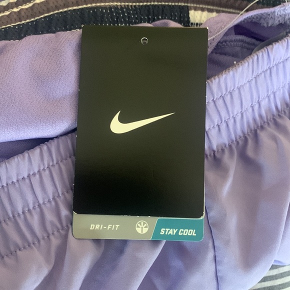 NWT Nike Dri-fit running shorts purple built-in panty large - Picture 9 of 9